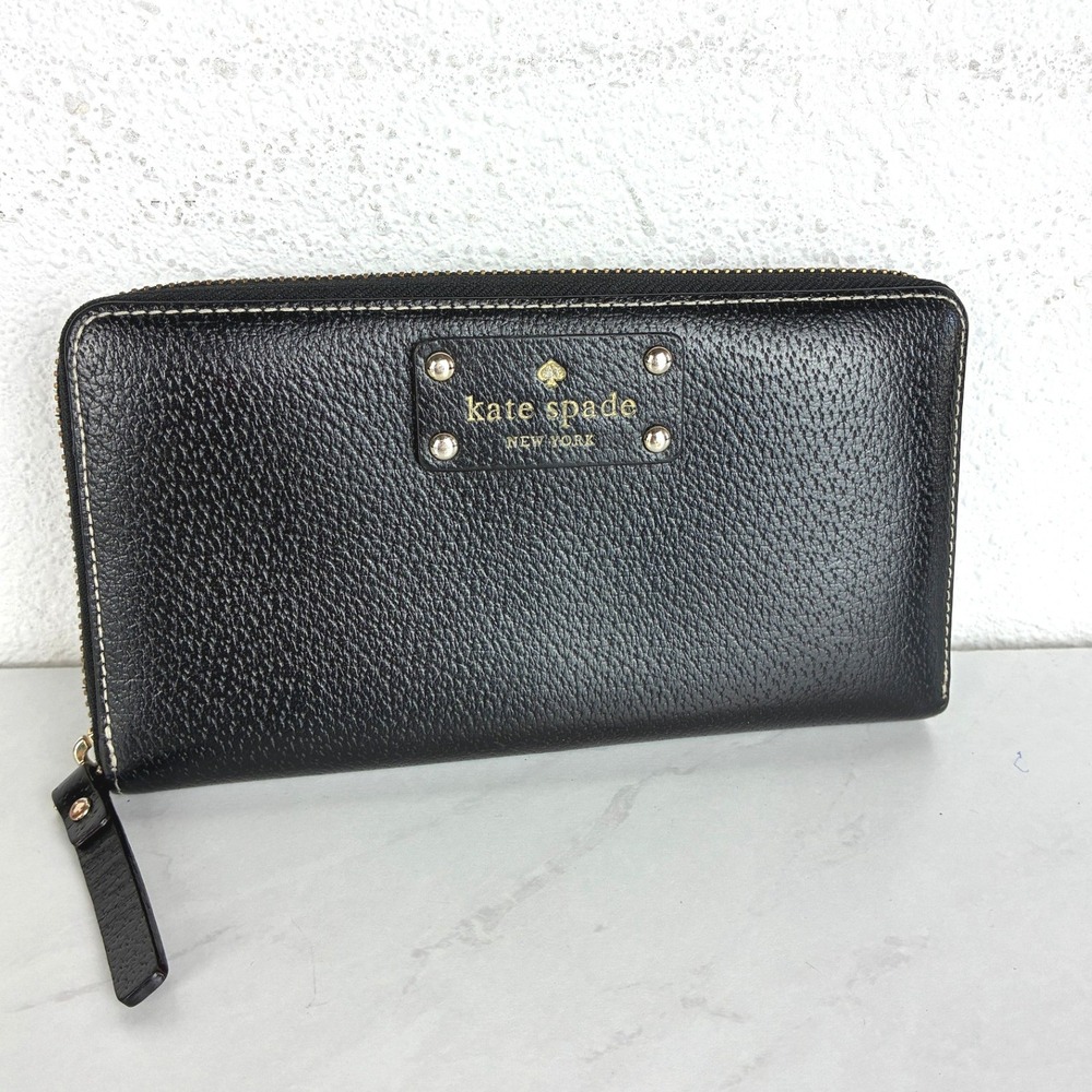 Kate Spade Black Zip Around Wallet - OS - Pebbled Leather Gold Logo Classic Chic